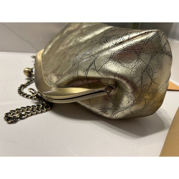 Patricia Nash Distressed Gold Leather Mia Frame Handbag, New With Tags - Picture 13 of 13